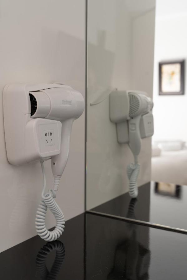 Dema Luxury Suites - Lekka E3 雅典 外观 照片