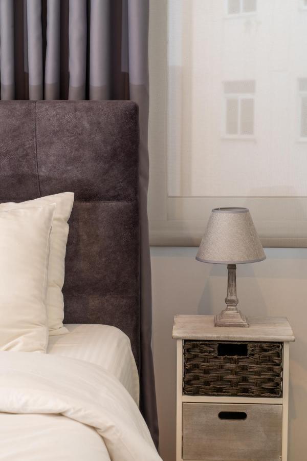 Dema Luxury Suites - Lekka E3 雅典 外观 照片